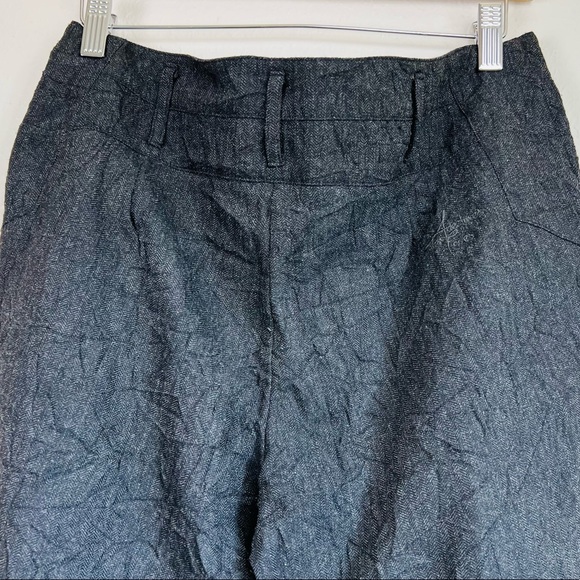 CHARCOAL GREY CRINKLE DESIGN CROPPED CUFFED TROUSERS - Picture 5 of 5